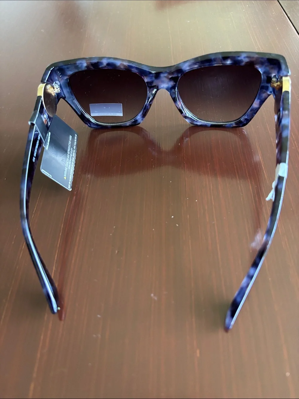 Margaret Josephs 100% UV protect,gradient black lens,tortoise shell,gold accent